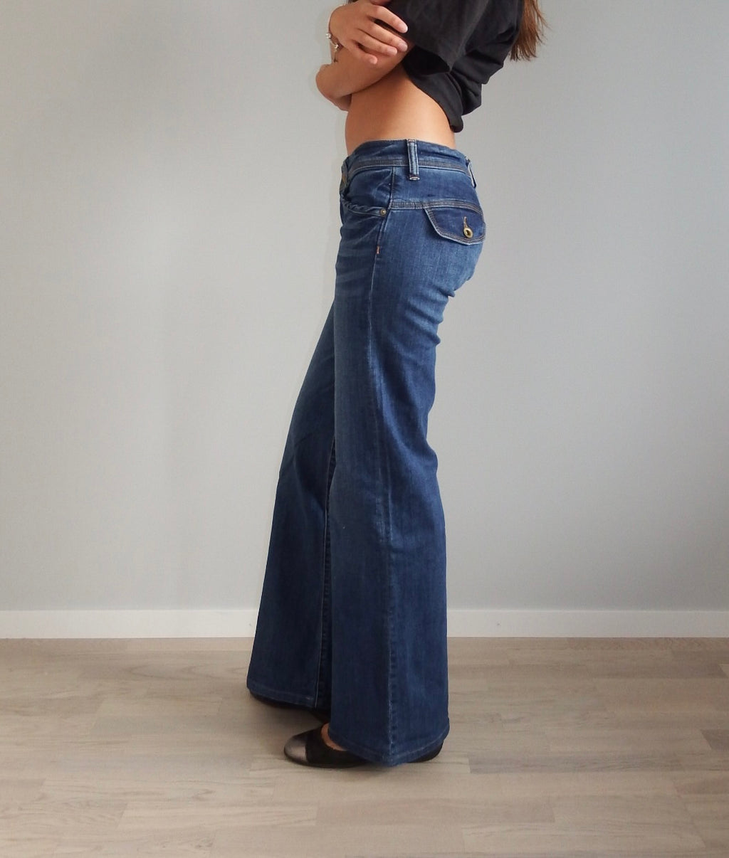 VINTAGE JEANS