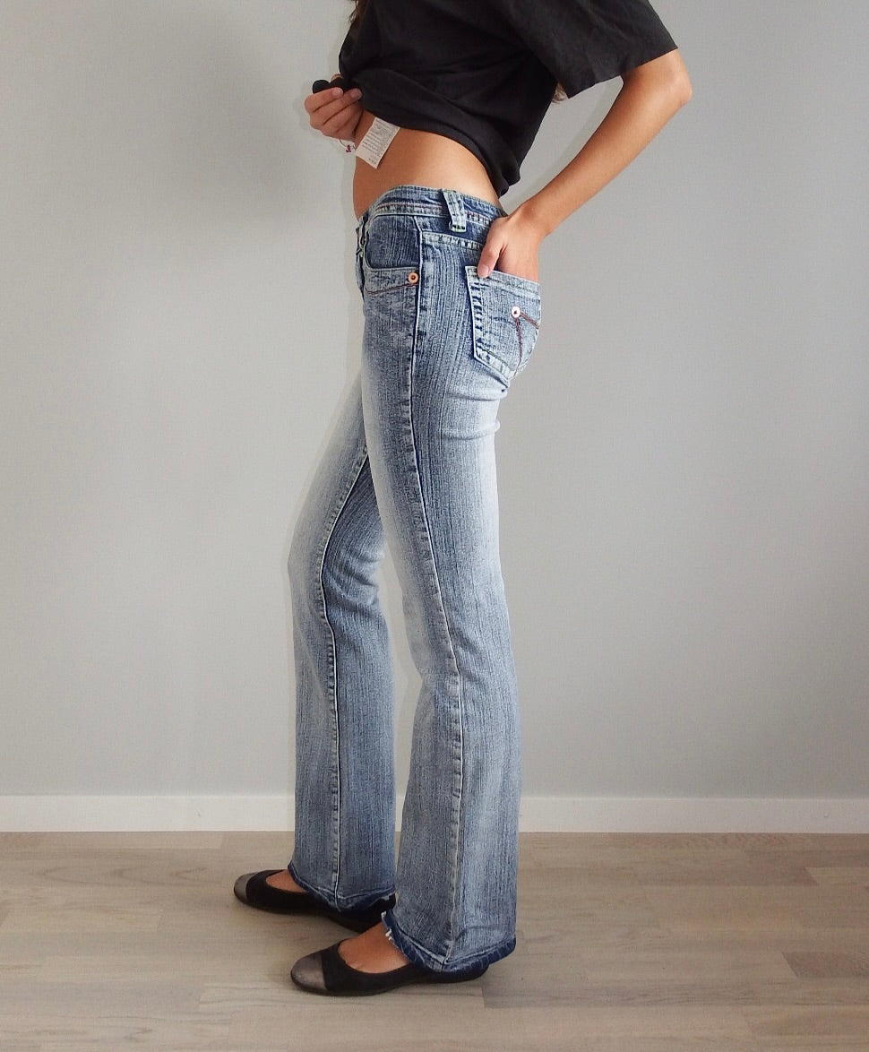 VINTAGE JEANS