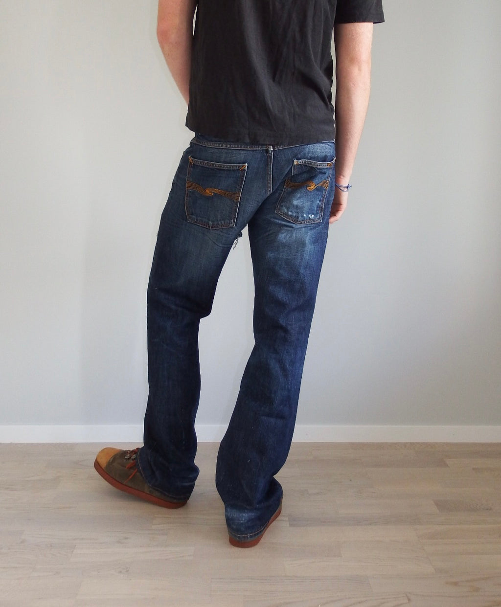 NUDIE JEANS